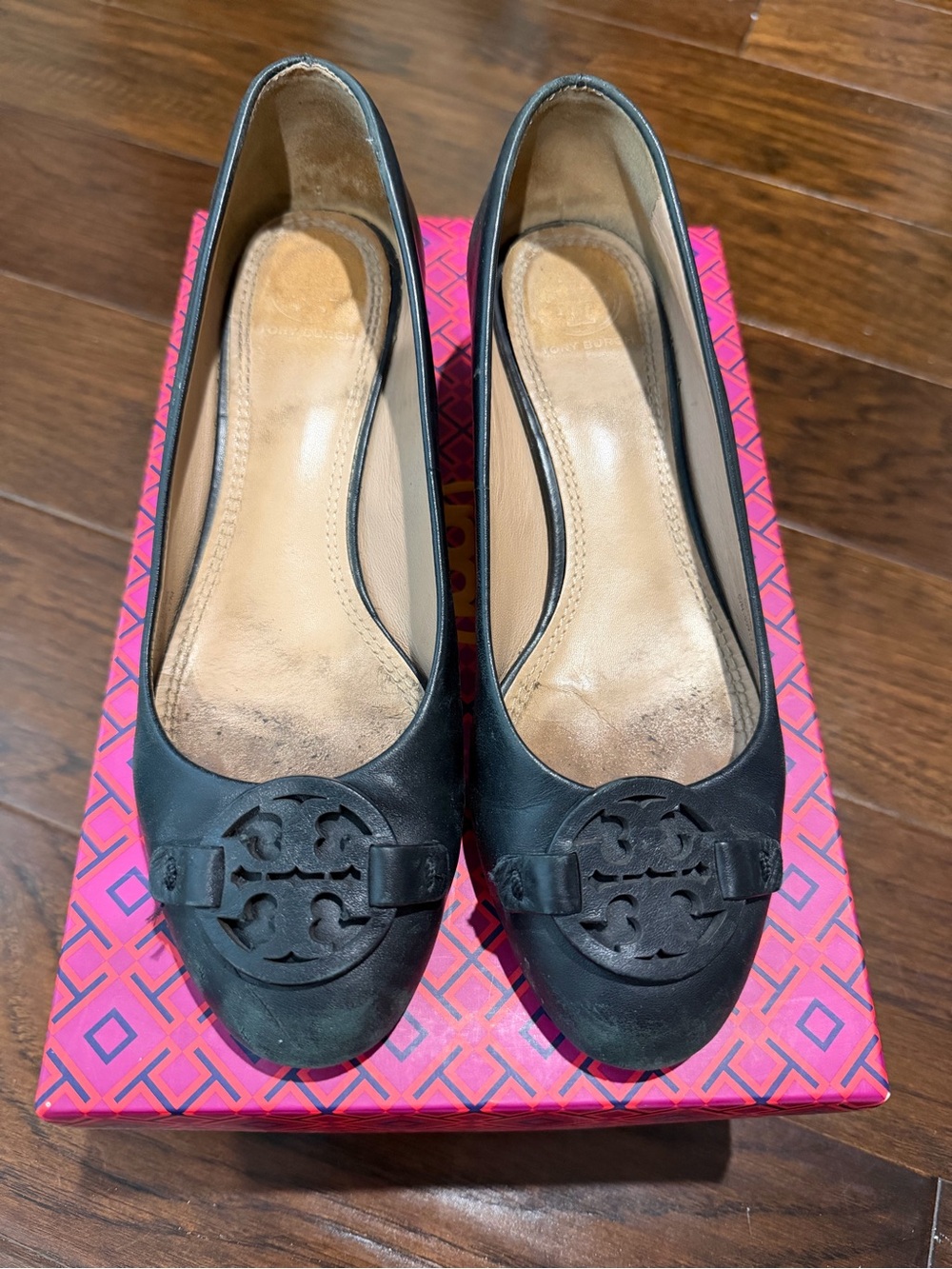 Tory Burch Black Leather Logo Wedge Pumps